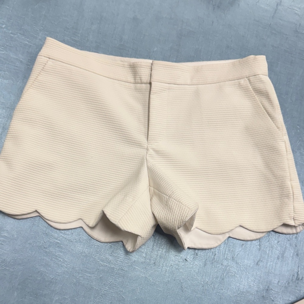 Club Monaco Cream Scalloped High Waist Shorts